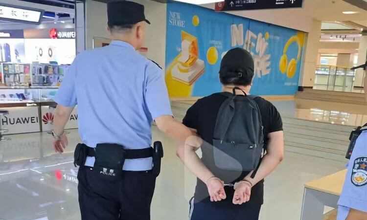 В Китае ловят фанатов Xiaomi за разблокировку загрузчика, и это не шутка