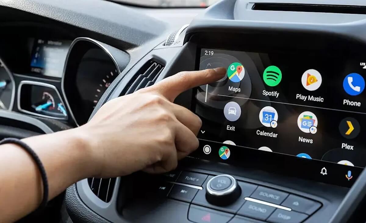 Android Auto может отменить одно спорное изменение интерфейса, но ввести другое