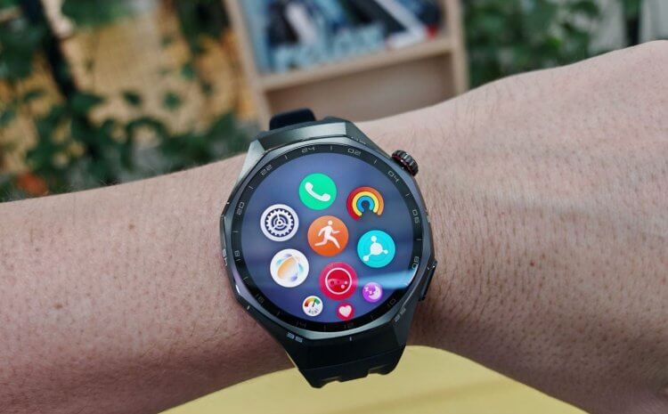 HUAWEI выпустила смарт-часы Watch GT 6 и Ultimate 2. Автономность, функции и цена приятно удивляют. Экран у Pro-версии стал чуть крупнее, а потому пользоваться им удобнее. Фото: phonearena. HUAWEI выпустила смарт-часы Watch GT 6 и Ultimate 2. Автономность, функции и цена приятно удивляют. Экран у Pro-версии стал чуть крупнее, а потому пользоваться им удобнее. Фото: phonearena. Фото.