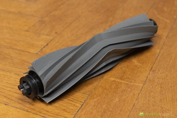 Что умеет робот-пылесос Dreame F10. Такая щетка, в отличии от ворсяной препятствует наматыванию ниток и волос. Что умеет робот-пылесос Dreame F10. Такая щетка, в отличии от ворсяной препятствует наматыванию ниток и волос. Фото.