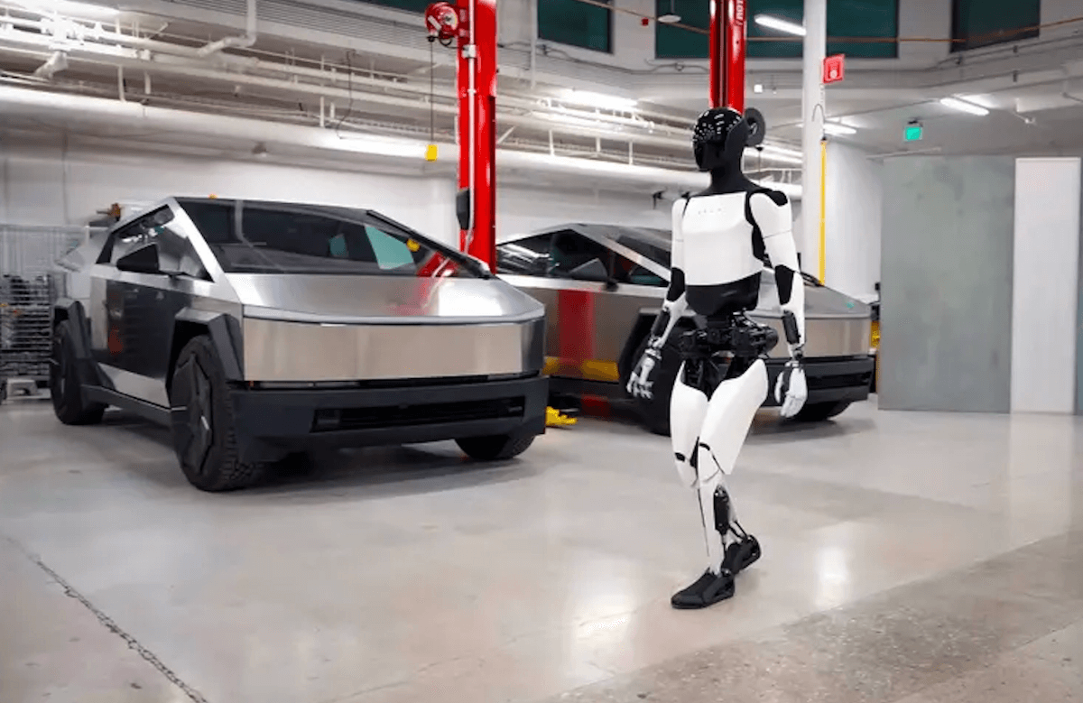 Электромобили Tesla все? Илон Маск сделал ставку на продажи роботов Optimus. Этот робот может стать для Tesla важнее электромобилей. Изображение: Мотор. Фото.