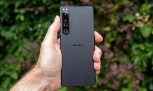Sony сделала свои смартфоны еще хуже. Хотя, казалось бы куда уж... Изображение: IXBT.com