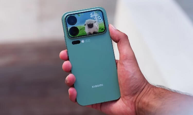 Первые обзоры на Xiaomi 17: что говорят про главного конкурента iPhone 17. Что говорят про новые Xiaomi за рубежом? Изображение: Mrwhosetheboss. Фото.