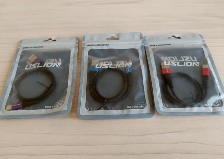 Надежный USB-кабель для смартфона. Кабель, которому не страшны изгибы. Надежный USB-кабель для смартфона. Кабель, которому не страшны изгибы. Фото.