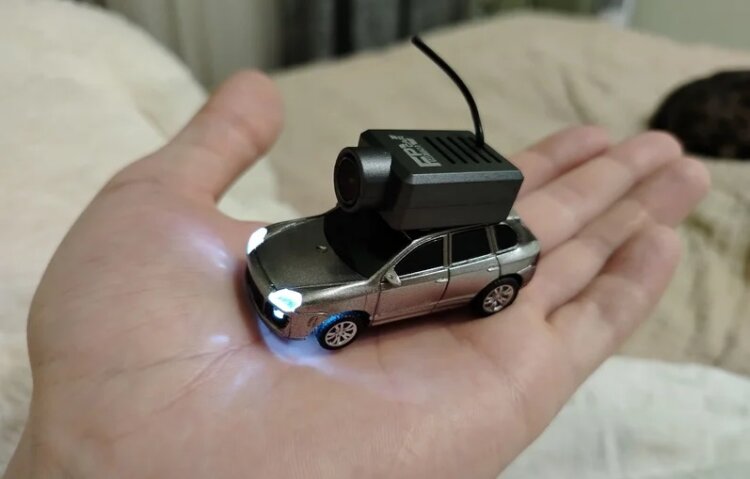 Машинка на радиоуправлении с камерой. Прикольная игрушка, которой реально интересно пользоваться. Машинка на радиоуправлении с камерой. Прикольная игрушка, которой реально интересно пользоваться. Фото.