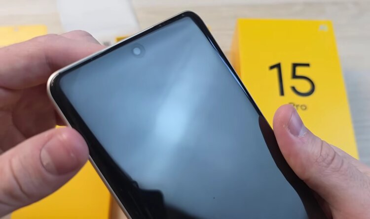 Нужно ли снимать пленку с экрана нового смартфона. Снимать или снимать? Изображение: DimaViper. Нужно ли снимать пленку с экрана нового смартфона. Снимать или снимать? Изображение: DimaViper. Фото.