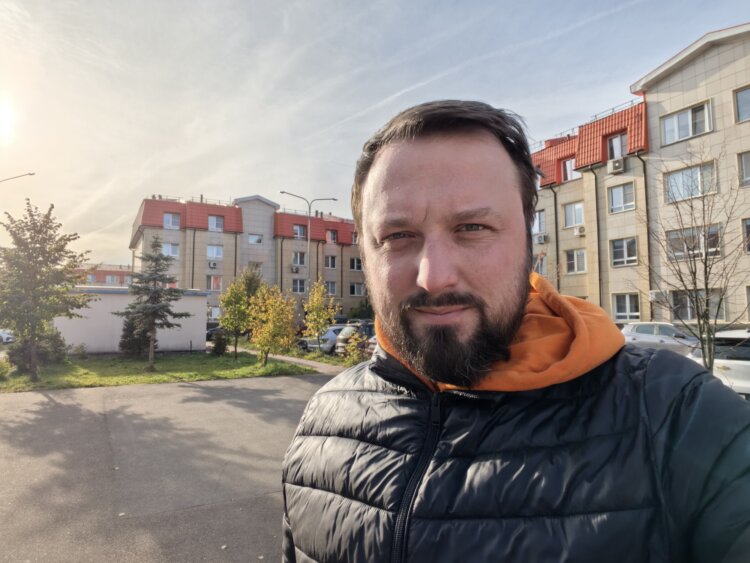 Как снимает HUAWEI Pura 80. Сильный контровый свет. Фото.