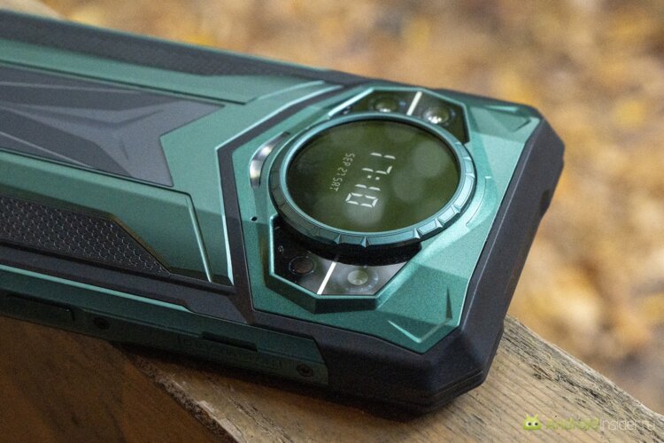 Как снимает Doogee S200 Ultra. Отдельные красноватые точки это ИК-подсветка для ночной съемки. Фото.