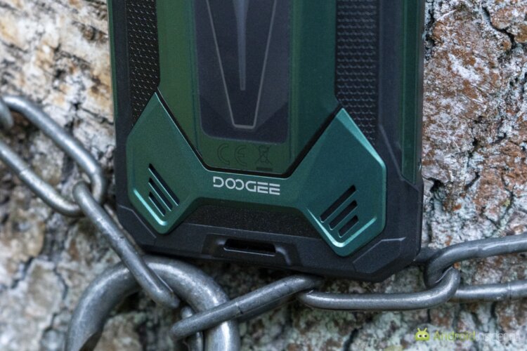 Преимущества Doogee S200 Ultra. Doogee умеет делать защищенные смартфоны с большой батареей. S200 Ultra — не первый пример таких устройств. Фото.