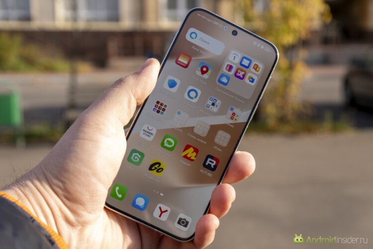 Обзор HUAWEI Pura 80. Редкий случай, когда штатная пленка не царапается в первый день. Фото.