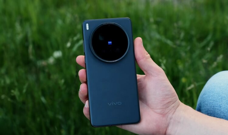 Когда выйдет vivo X300 Ultra, который уже сейчас называют лучшим камерофоном на Android. Все, что известно про самый топовый флагман vivo. Изображение: Steven Divish. Когда выйдет vivo X300 Ultra, который уже сейчас называют лучшим камерофоном на Android. Все, что известно про самый топовый флагман vivo. Изображение: Steven Divish. Фото.