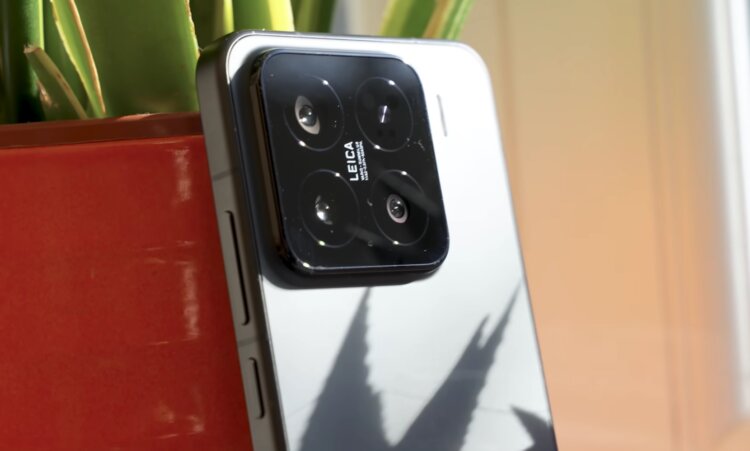 Камера Leica на Xiaomi. Смартфоны Xiaomi оснащены камерой Leica. Изображение: Mark Ellis Reviews. Камера Leica на Xiaomi. Смартфоны Xiaomi оснащены камерой Leica. Изображение: Mark Ellis Reviews. Фото.