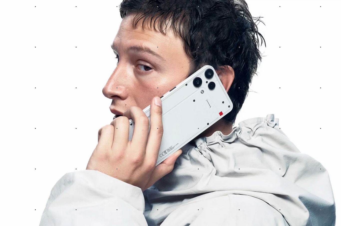 Какой смартфон до 15 000 купить. Nothing Phone (3a) Lite — прекрасный выбор до 15 000 рублей. Фото.