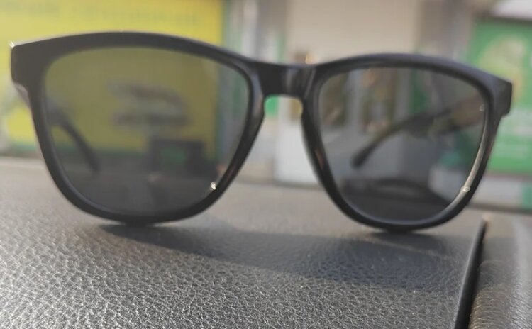 Солнцезащитные очки Xiaomi. Крутые очки с богатым комплектом. Солнцезащитные очки Xiaomi. Крутые очки с богатым комплектом. Фото.