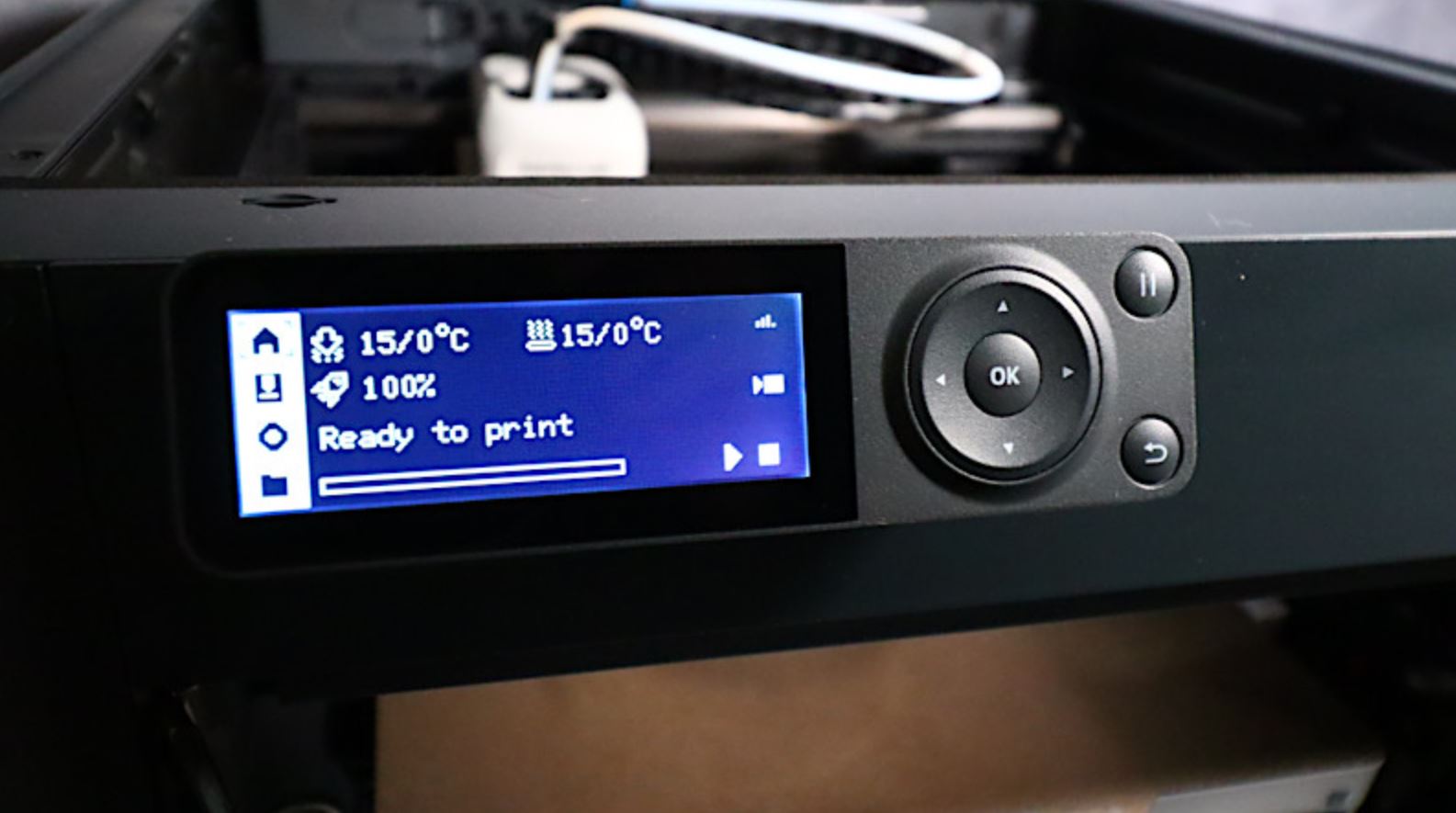 Почему стоит выбрать Bambu Lab P1S. У принтера Bambu удобное управление. Фото: 3dwithus.com. Почему стоит выбрать Bambu Lab P1S. У принтера Bambu удобное управление. Фото: 3dwithus.com. Фото.