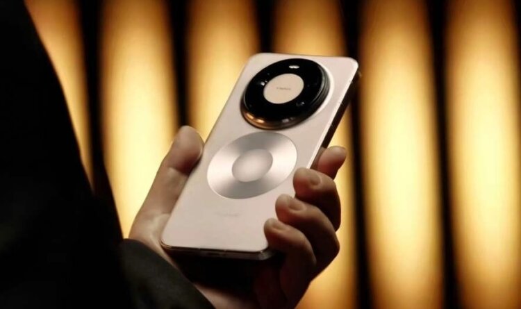 Сколько стоит HUAWEI Mate 80. Смартфоны уже доступны в Китае. Изображение: HUAWEI. Фото.