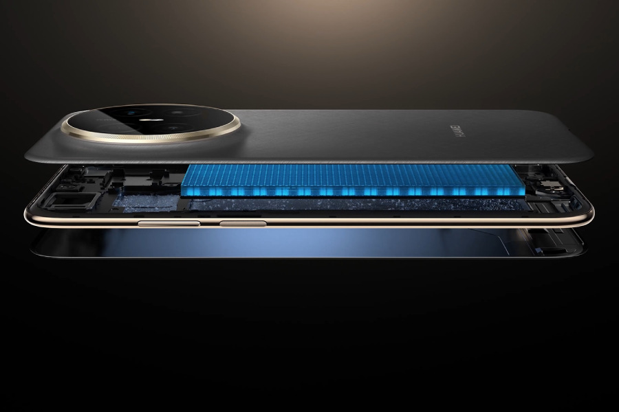 Вышел HUAWEI Mate 70 Air . Тонкий флагман с двумя чипами, четырьмя камерами и огромной батареей. Произведение искусства снаружи, инженерный прорыв внутри. Изображение: gsmarena.com. Фото.