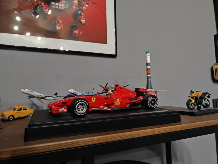 Смартфон с большой батареей, который не боится солнца: обзор realme 15 Pro. Как снимает realme 15 Pro. Смартфон с большой батареей, который не боится солнца: обзор realme 15 Pro. Как снимает realme 15 Pro. Фото.