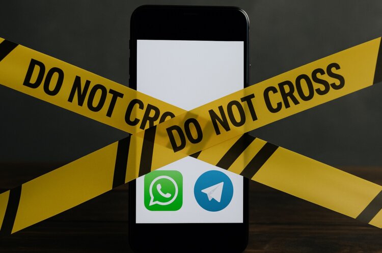 Блокировка WhatsApp и Telegram в России. Возможно, скоро останется только MAX. Фото.