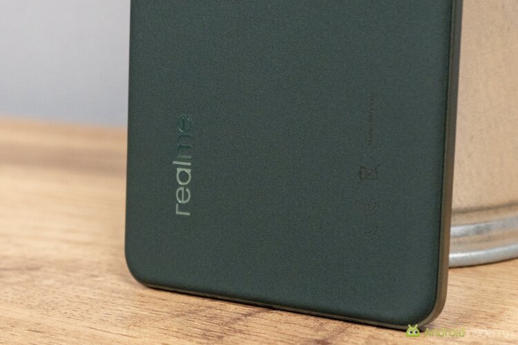 Первые впечатления и эргономика. Корпус под кожу не износился за неделю. Даже на гранях при ежедневном ношении в кармане. Первые впечатления и эргономика. Корпус под кожу не износился за неделю. Даже на гранях при ежедневном ношении в кармане. Фото.