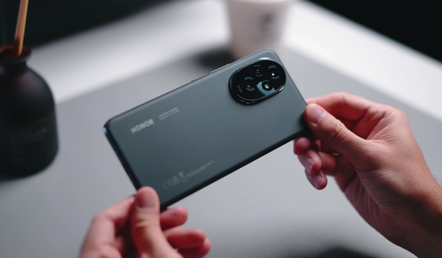 Эти смартфоны далеко не новинки, но они подешевели так, что их обязательно надо брать