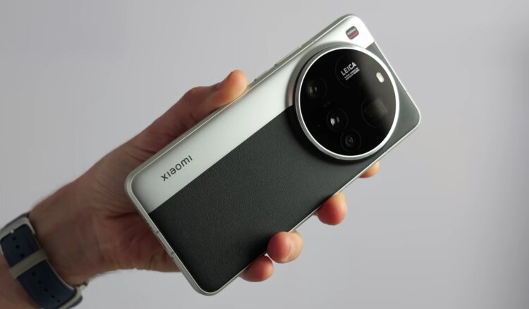 Почему у смартфона круглая камера сзади. Накрыть камеры решили «блином» (ну или «шайбой»). Изображение: Tech Spurt. Почему у смартфона круглая камера сзади. Накрыть камеры решили «блином» (ну или «шайбой»). Изображение: Tech Spurt. Фото.