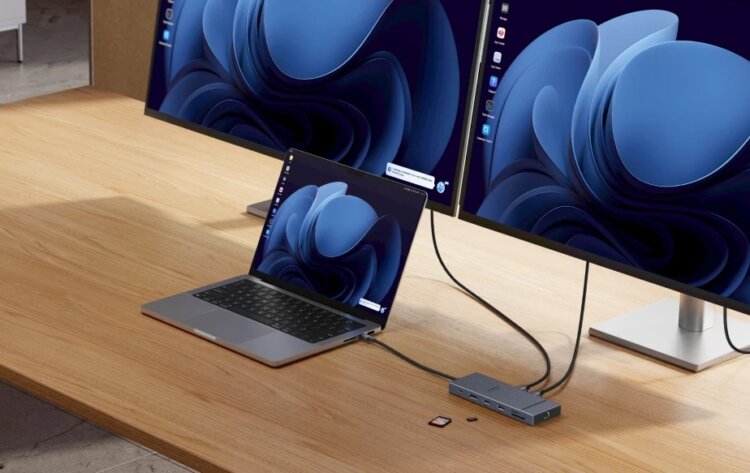 USB-концентратор UGREEN на 12 устройств. С помощью концентратору можно подключить к ноутбуку все, что угодно. Фото.