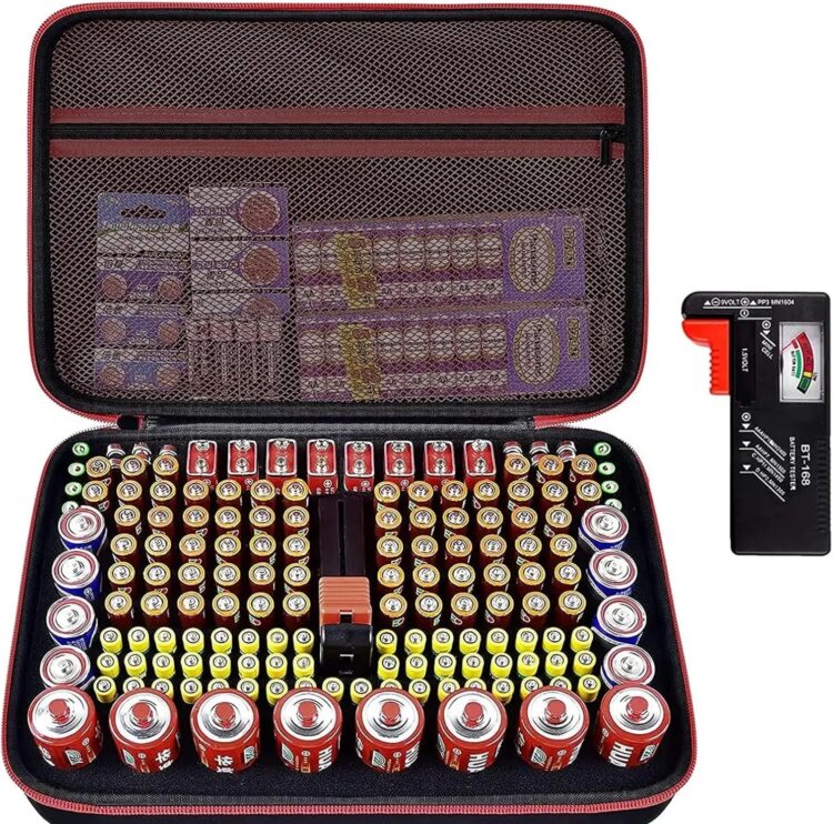 Органайзер для всех видов батареек. Тут можно хранить любые батарейки. Органайзер для всех видов батареек. Тут можно хранить любые батарейки. Фото.