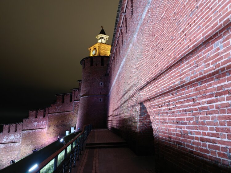 Как снимает realme GT 8 Pro. Флагман с амбициями камерофона. Примеры ночной съёмки. Фото.