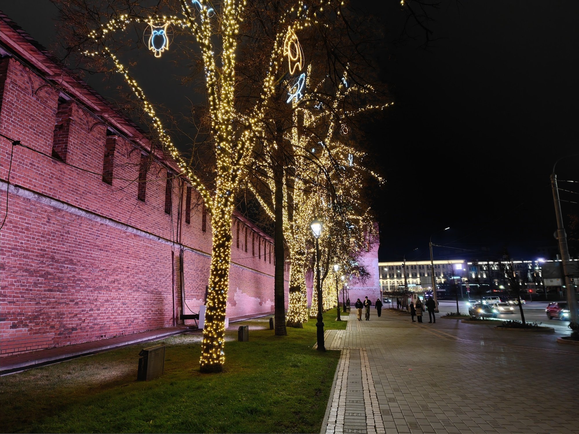 Как снимает realme GT 8 Pro. Флагман с амбициями камерофона. Примеры ночной съёмки. Фото.