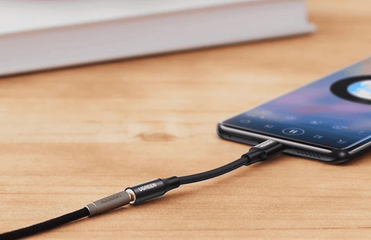 Аудиоадаптер USB-C на 3.5 мм разъем. Изображение: AliExpress. Фото.