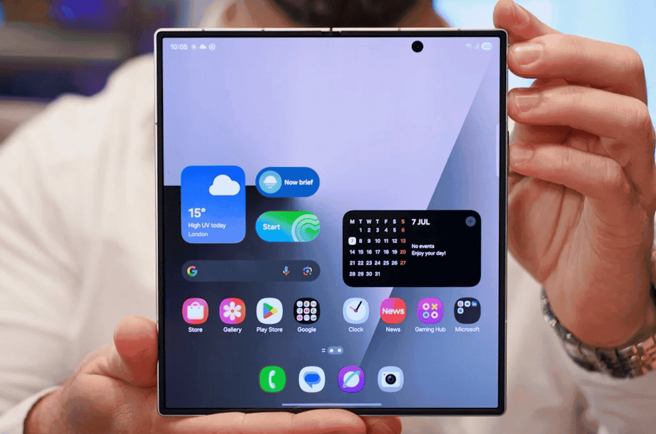 Samsung Galaxy Z Fold 7: cамый популярный складной смартфон. Для многих именно One UI станет главным стимулом к покупке этого смартфона. Изображение: DGL.RU. Samsung Galaxy Z Fold 7: cамый популярный складной смартфон. Для многих именно One UI станет главным стимулом к покупке этого смартфона. Изображение: DGL.RU. Фото.