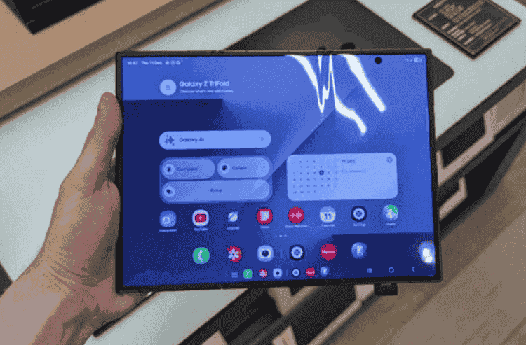 Сколько стоит ремонт Samsung Galaxy Z TriFold. Можно купить почти любой новый флагман. Смартфоны с тройным сложением сломать легко, а ремонтировать дорого. Изображение: androidauthority. Сколько стоит ремонт Samsung Galaxy Z TriFold. Можно купить почти любой новый флагман. Смартфоны с тройным сложением сломать легко, а ремонтировать дорого. Изображение: androidauthority. Фото.