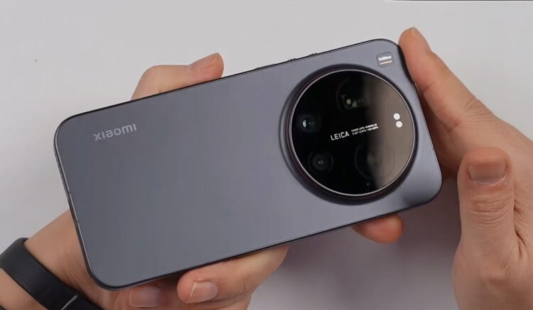 Xiaomi начала резко повышать цены на смартфоны. Сколько они теперь стоят, и когда их лучше покупать. Фото.
