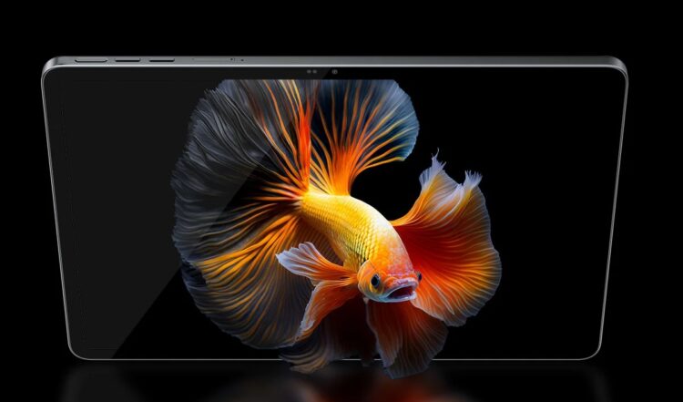 Планшет с большим экраном 12 дюймов. У планшета реально большой экран. Фото.