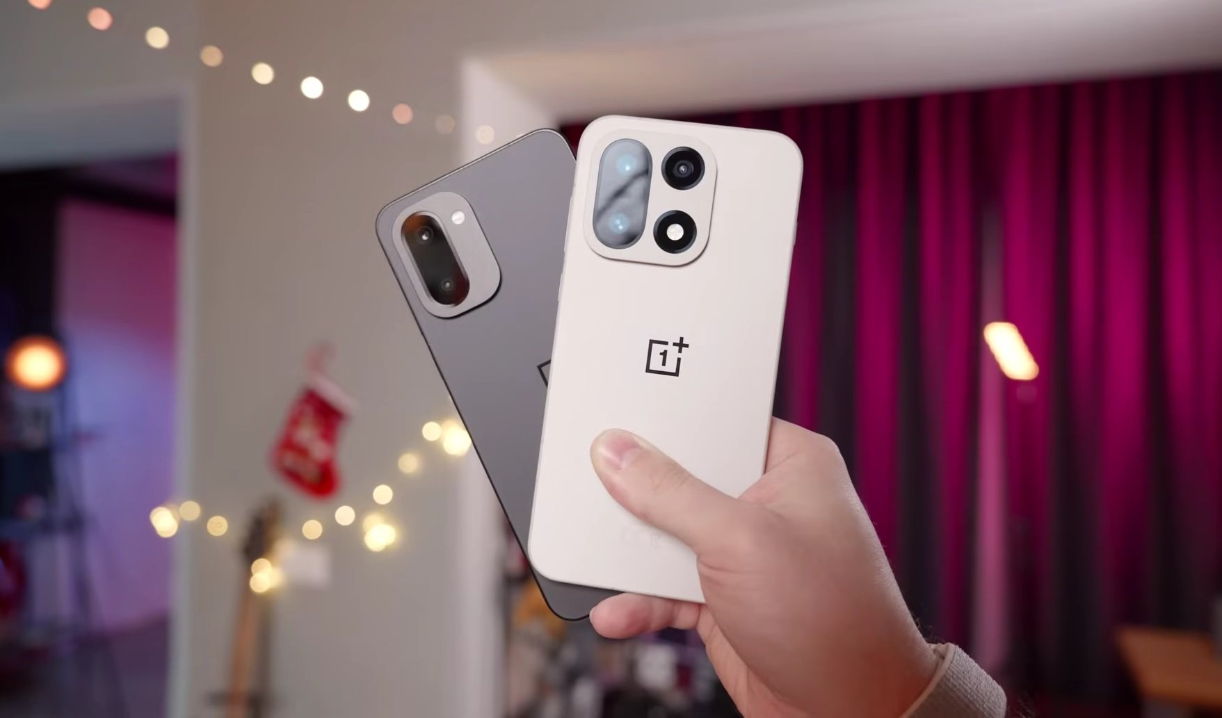 Сравнил OnePlus 15 и OnePlus 15R. Теперь я понял, какой смартфон стоит купить в 2026 году