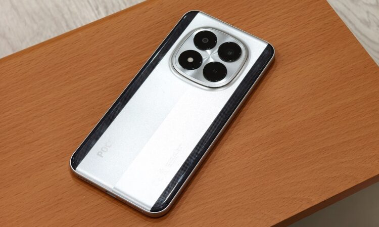 Обзор POCO M8 Pro: недорогой и мощный смартфон с очень большой батареей. Новый король баланса от POCO. Фото.