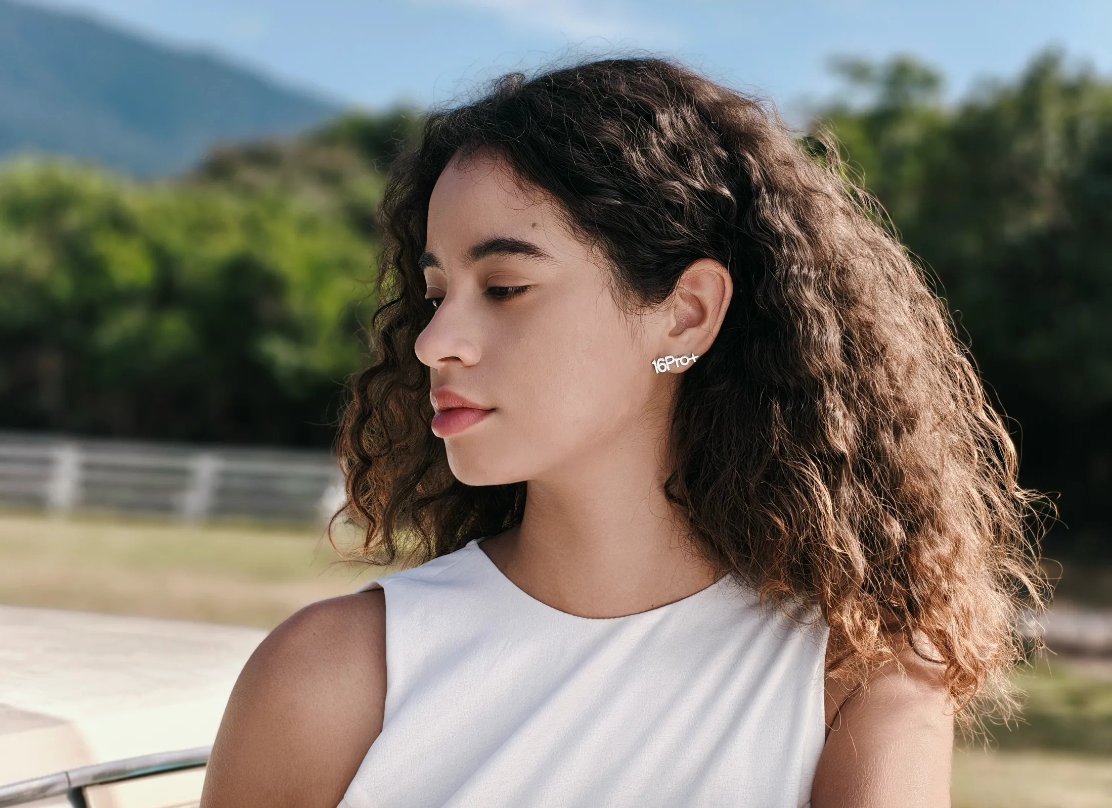 Что нового в Realme 16 Pro. Так смартфоны справляются с портретной съемкой. Изображение: Realme. Фото.