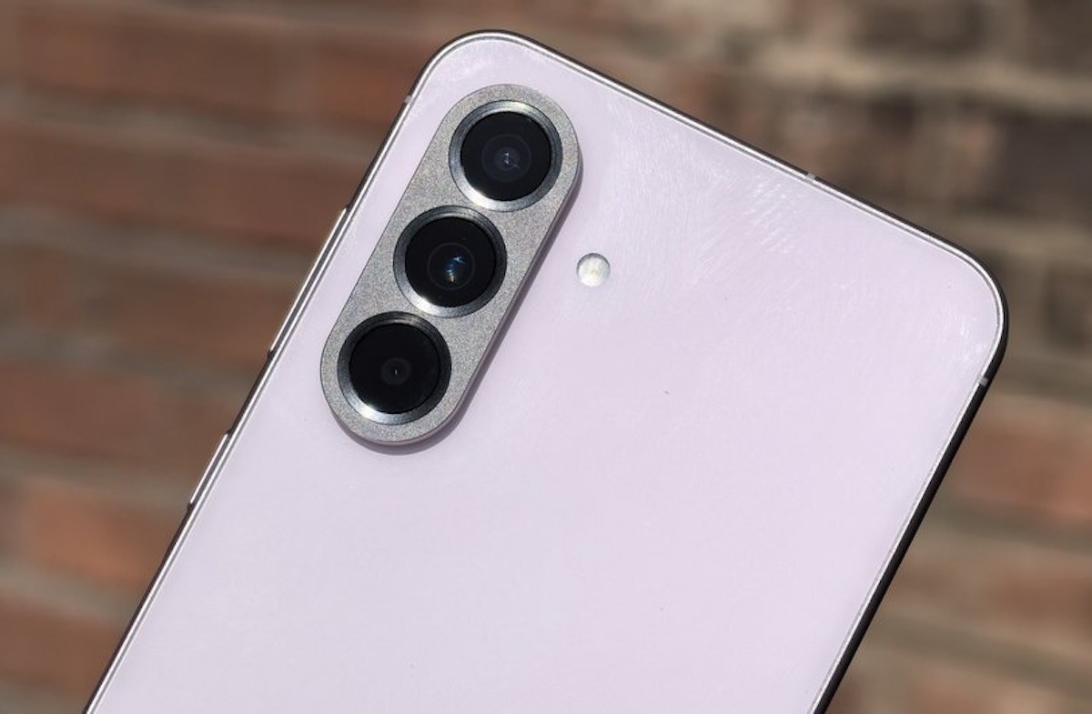 4 крутых смартфона, которые стоит купить вместо культового Samsung Galaxy A56