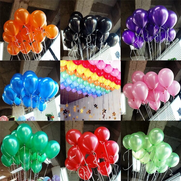 Комплект воздушных шаров. Воздушные шары самых разных цветов. Фото.