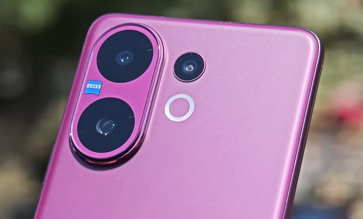 Рейтинг недорогих камерофонов 2026 года. Какой смартфон с хорошей камерой купить и почему