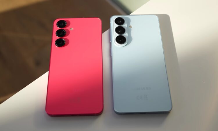 Отличия между Galaxy S25 и Galaxy S26. Визуальные отличия видны сразу. Изображение: Techmo. Фото.