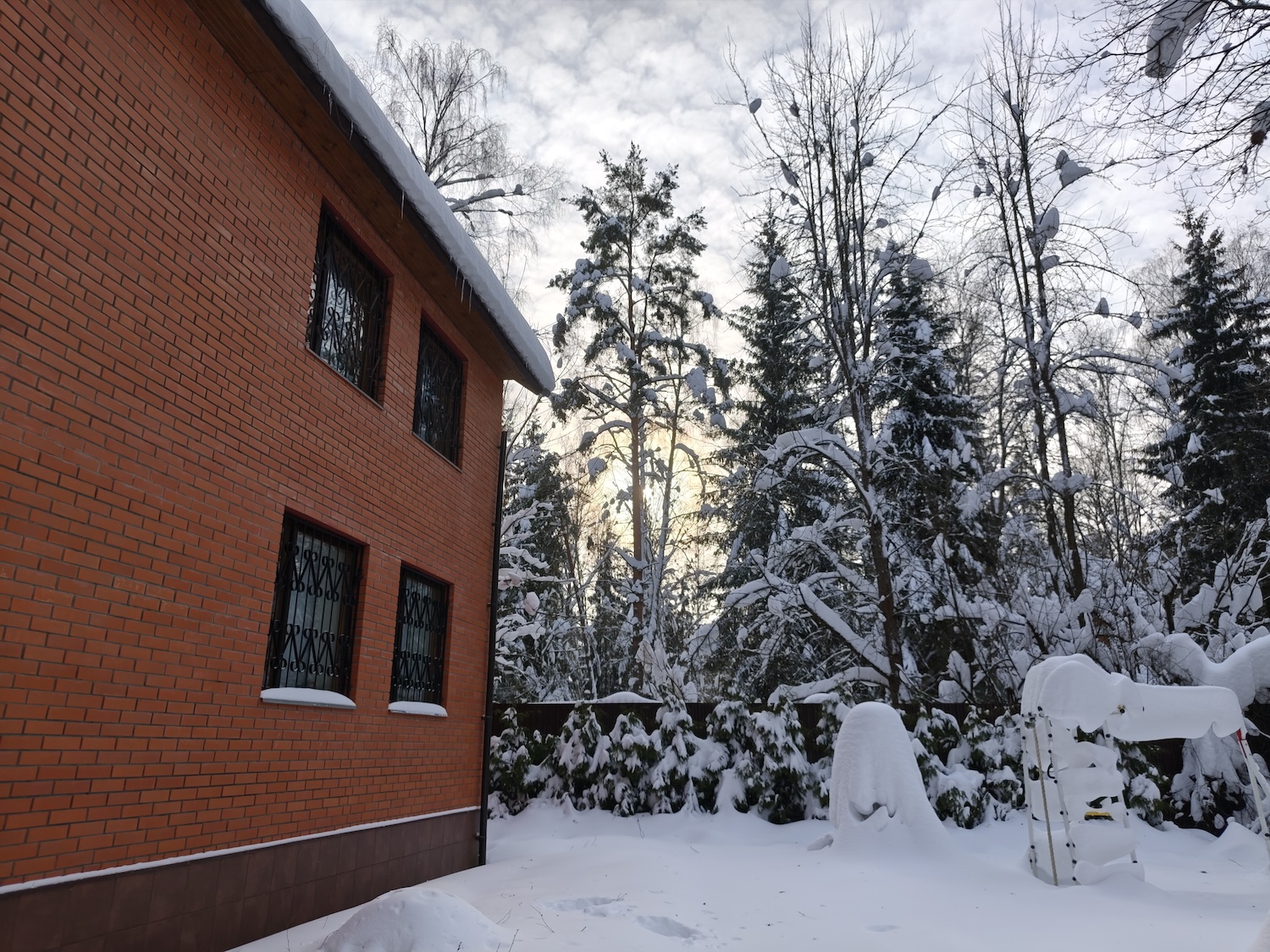 Мощный смартфон, а остальное компромиссы? Обзор POCO F8 Pro. Как снимает POCO F8 Pro. Мощный смартфон, а остальное компромиссы? Обзор POCO F8 Pro. Как снимает POCO F8 Pro. Фото.