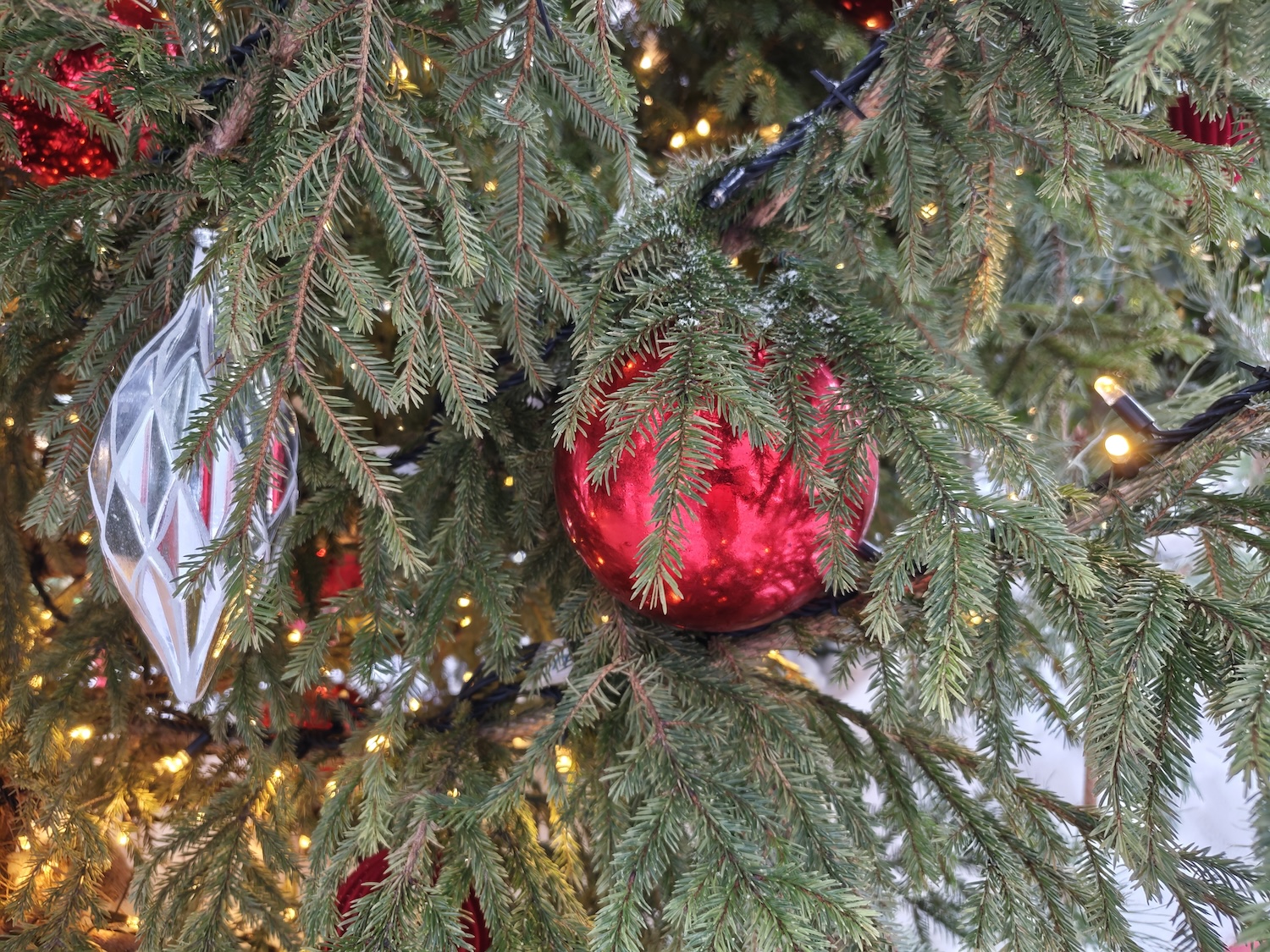 Мощный смартфон, а остальное компромиссы? Обзор POCO F8 Pro. Как снимает POCO F8 Pro. Мощный смартфон, а остальное компромиссы? Обзор POCO F8 Pro. Как снимает POCO F8 Pro. Фото.