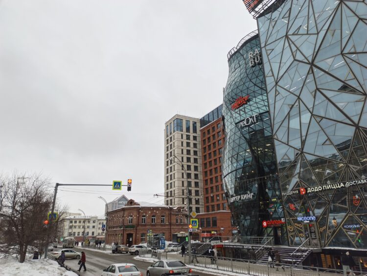 Камера в Infinix Note Edge. Днём снимки получаются хорошими. Фото.