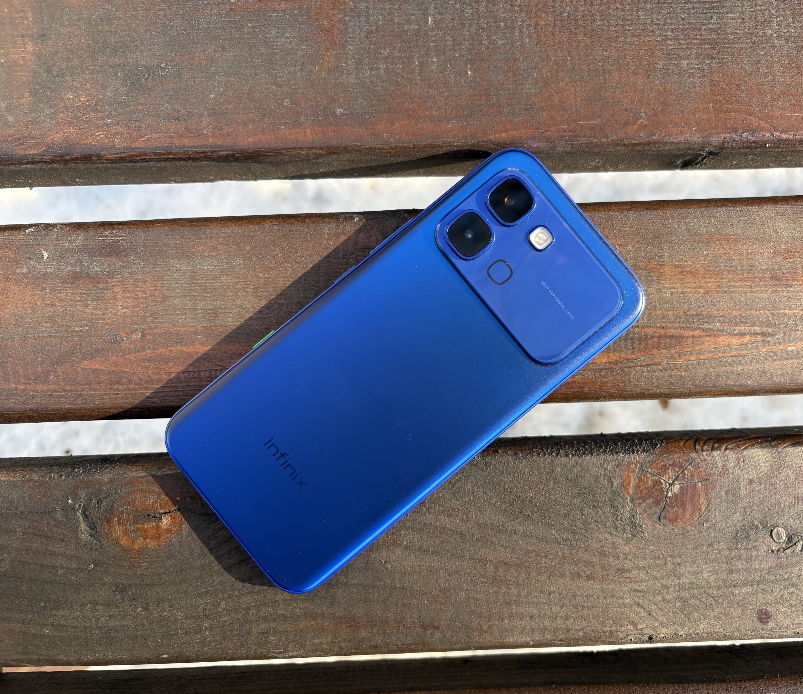 Обзор Infinix Note Edge: недорогой и стильный смартфон с емкой батареей, динамиками JBL и Android 16 из коробки