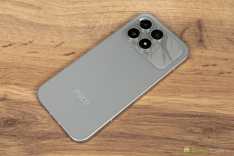 Дизайн и эргономика корпуса. Задника знакомый. Не так ли? Фото.