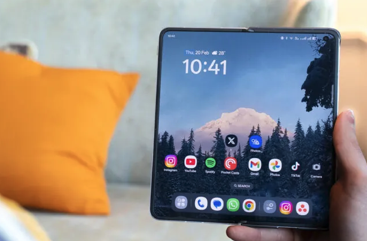 Какие смартфоны покажут на MWC 2026. Ждем новые китайские раскладушки. Изображение: androidauthority. Фото.