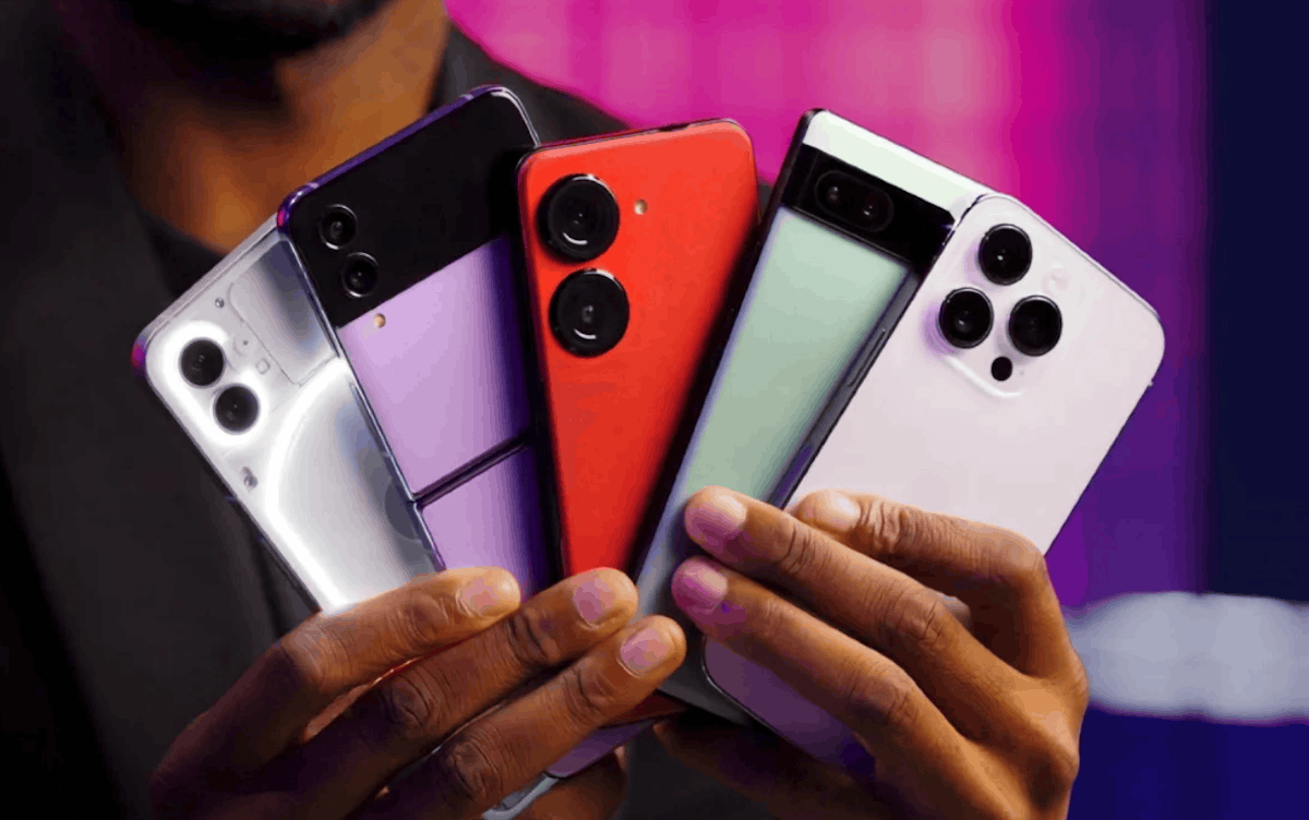 Почему новые смартфоны стали скучными, и это не так уж плохо. Раньше новые смартфоны менялись из года в года намного сильнее, чем сейчас. Изображение: РБК. Почему новые смартфоны стали скучными, и это не так уж плохо. Раньше новые смартфоны менялись из года в года намного сильнее, чем сейчас. Изображение: РБК. Фото.