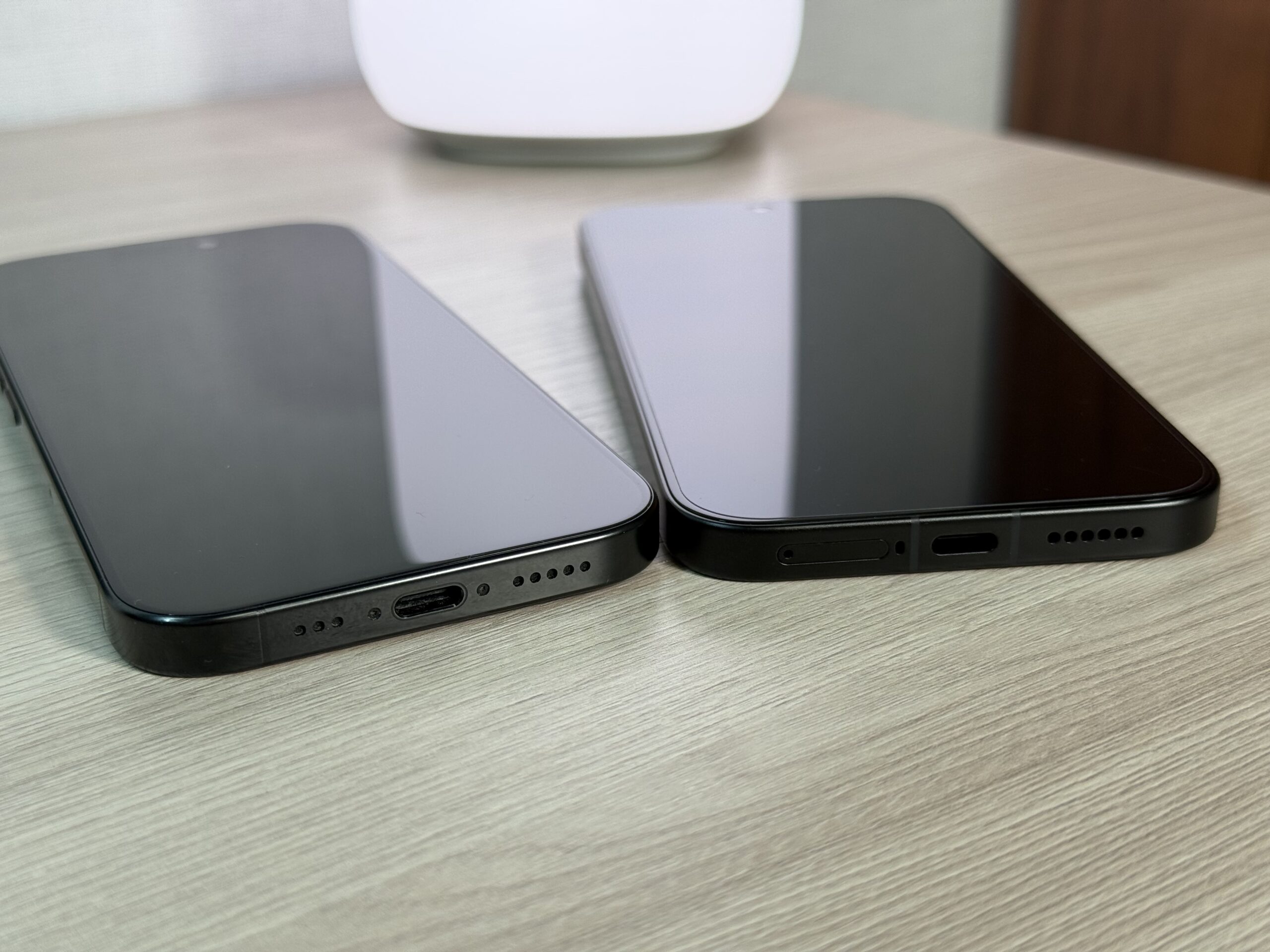 Как изменился дизайн POCO X8 Pro. Как близнецы, только с разницей в возрасте. Фото.